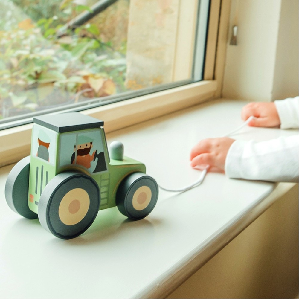 Τρακτέρ Pull Along Farmyard Orange Tree Toys (FSC®)