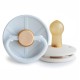 Σετ 2 Πιπίλες Latex FRIGG Little Viking Powder Blue/Cream 0-6 Μηνών